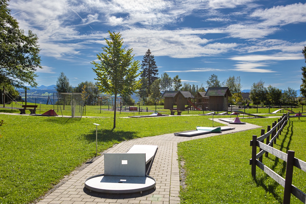 Groß (Minigolf Scheidegg)